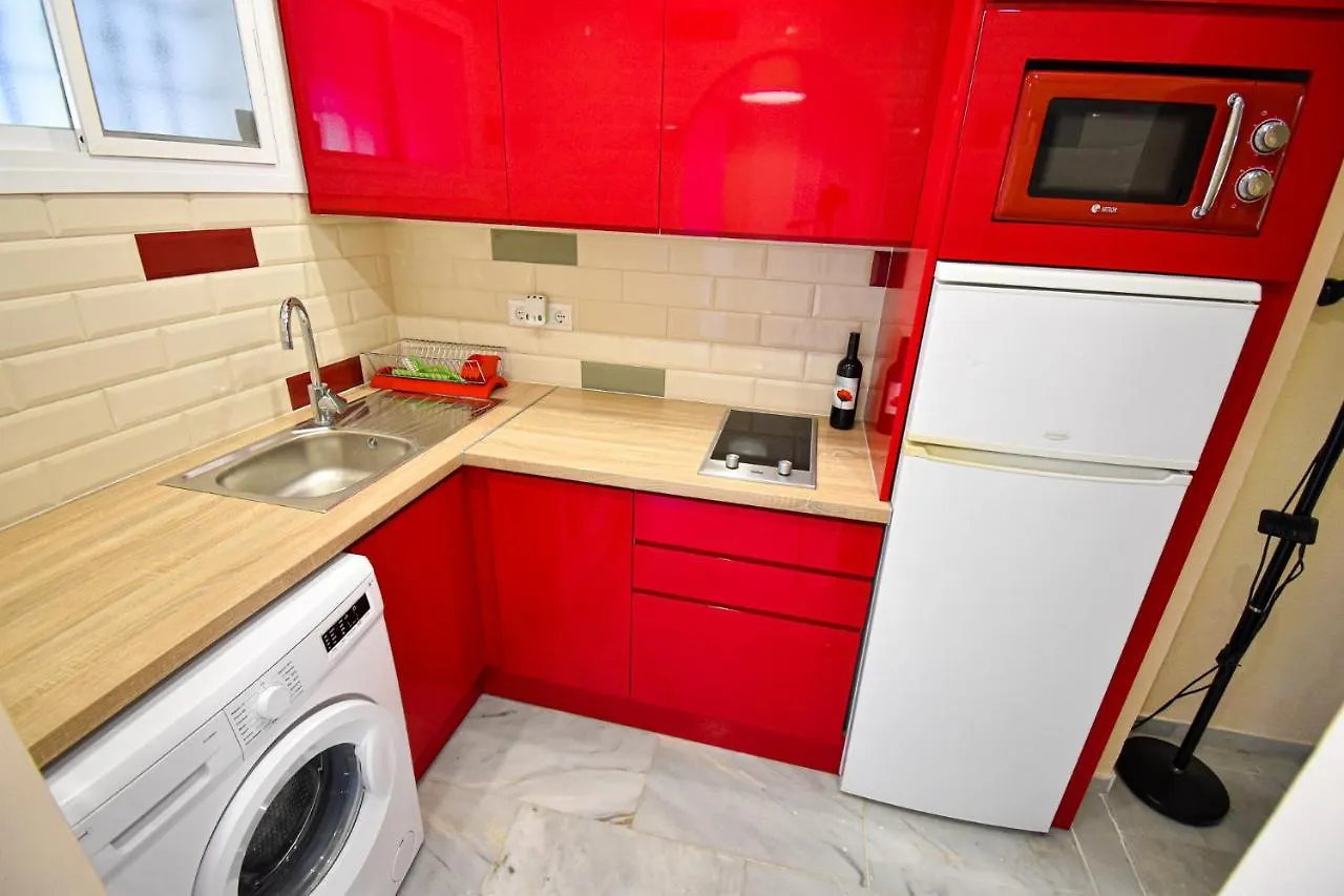 Apartment Benalmar Playa, Benalmadena Costa, 2 Bedroom Apartment, Fantastic Location