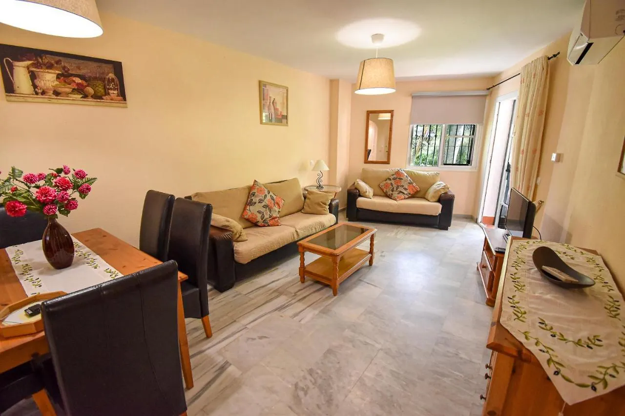 Benalmar Playa, Benalmadena Costa, 2 Bedroom Apartment, Fantastic Location Apartment Malaga