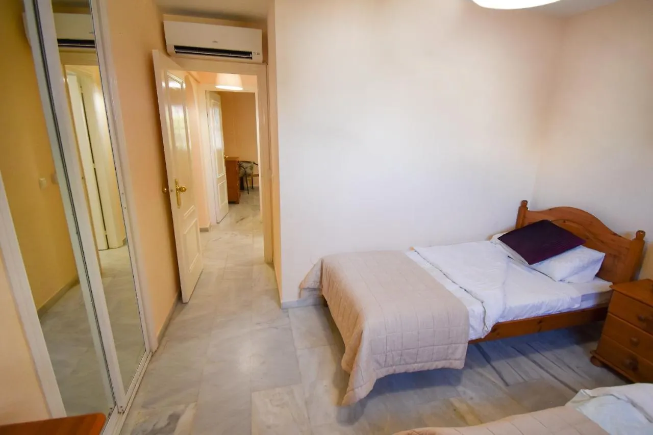 Apartment Benalmar Playa, Benalmadena Costa, 2 Bedroom Apartment, Fantastic Location Spain