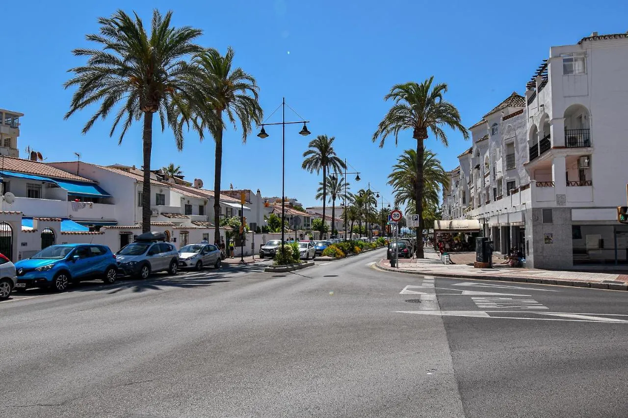 Apartment Benalmar Playa, Benalmadena Costa, 2 Bedroom Apartment, Fantastic Location