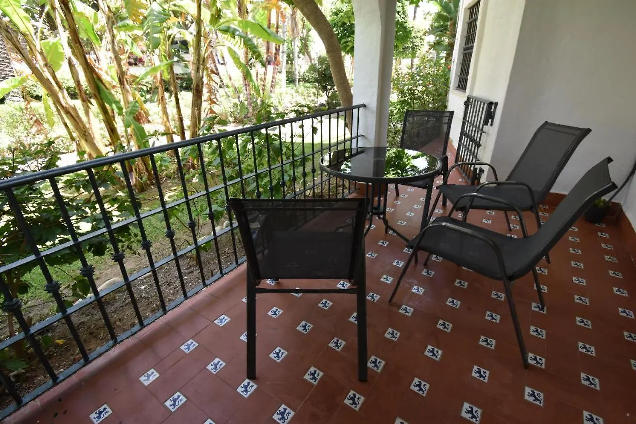 Apartment Benalmar Playa, Benalmadena Costa, 2 Bedroom Apartment, Fantastic Location